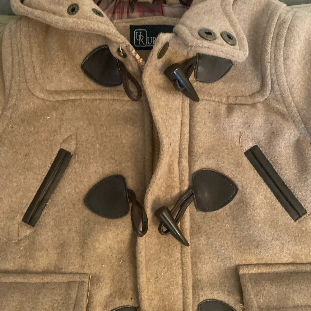 Coat - Picture 5 of 5